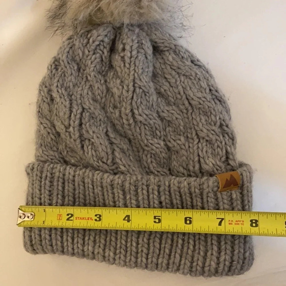 H&M Cable Knit Beanie Cotton Hat Pom Pom Faux Fur Grey Hat Rib-knit Winter Fall - Picture 9 of 10